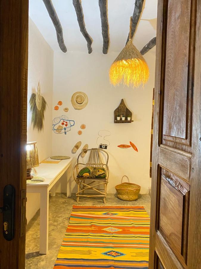 Furaha Beach Rooms Кендва Экстерьер фото