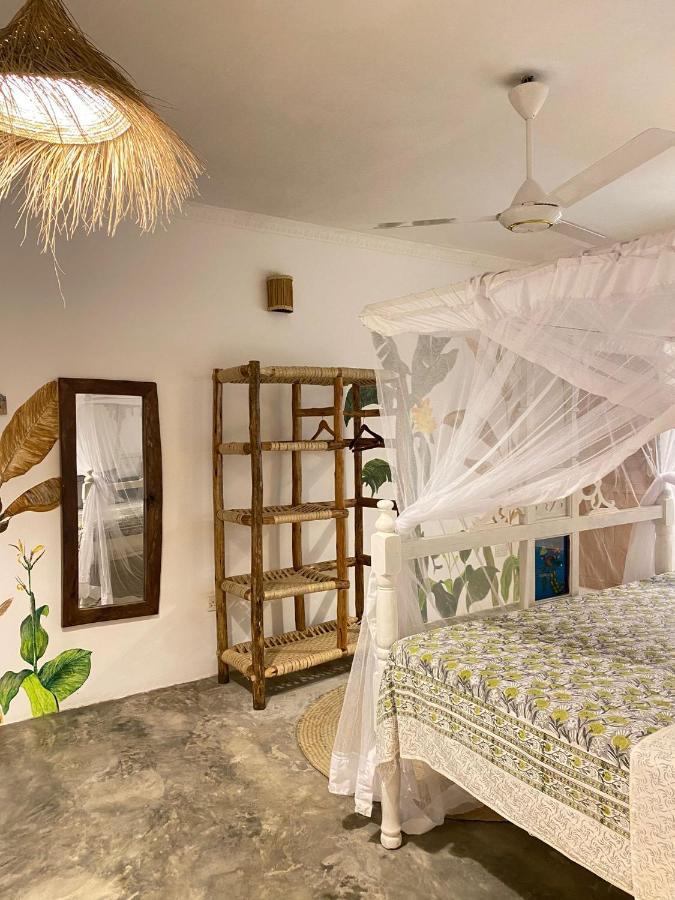 Furaha Beach Rooms Кендва Экстерьер фото