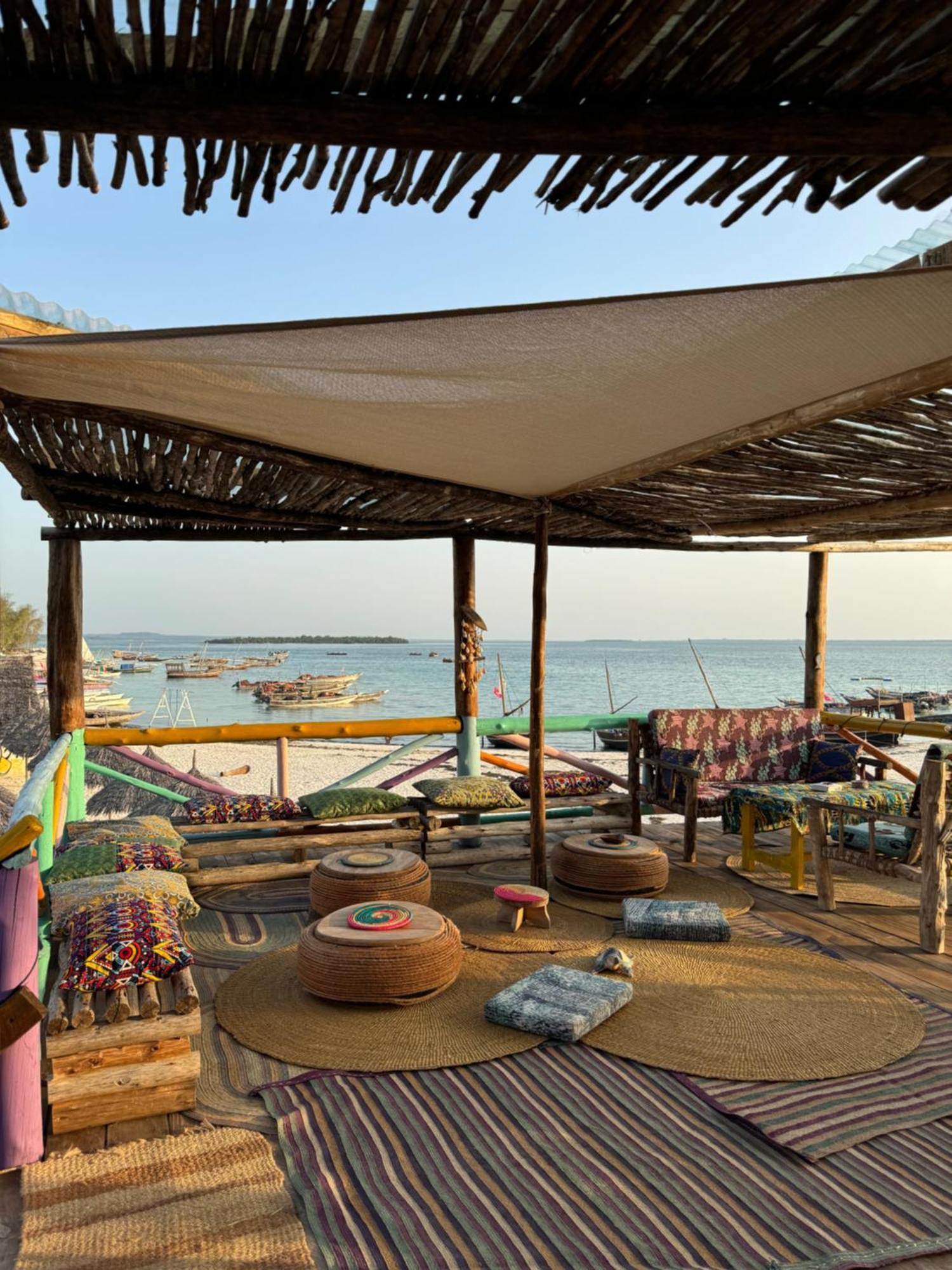 Furaha Beach Rooms Кендва Экстерьер фото
