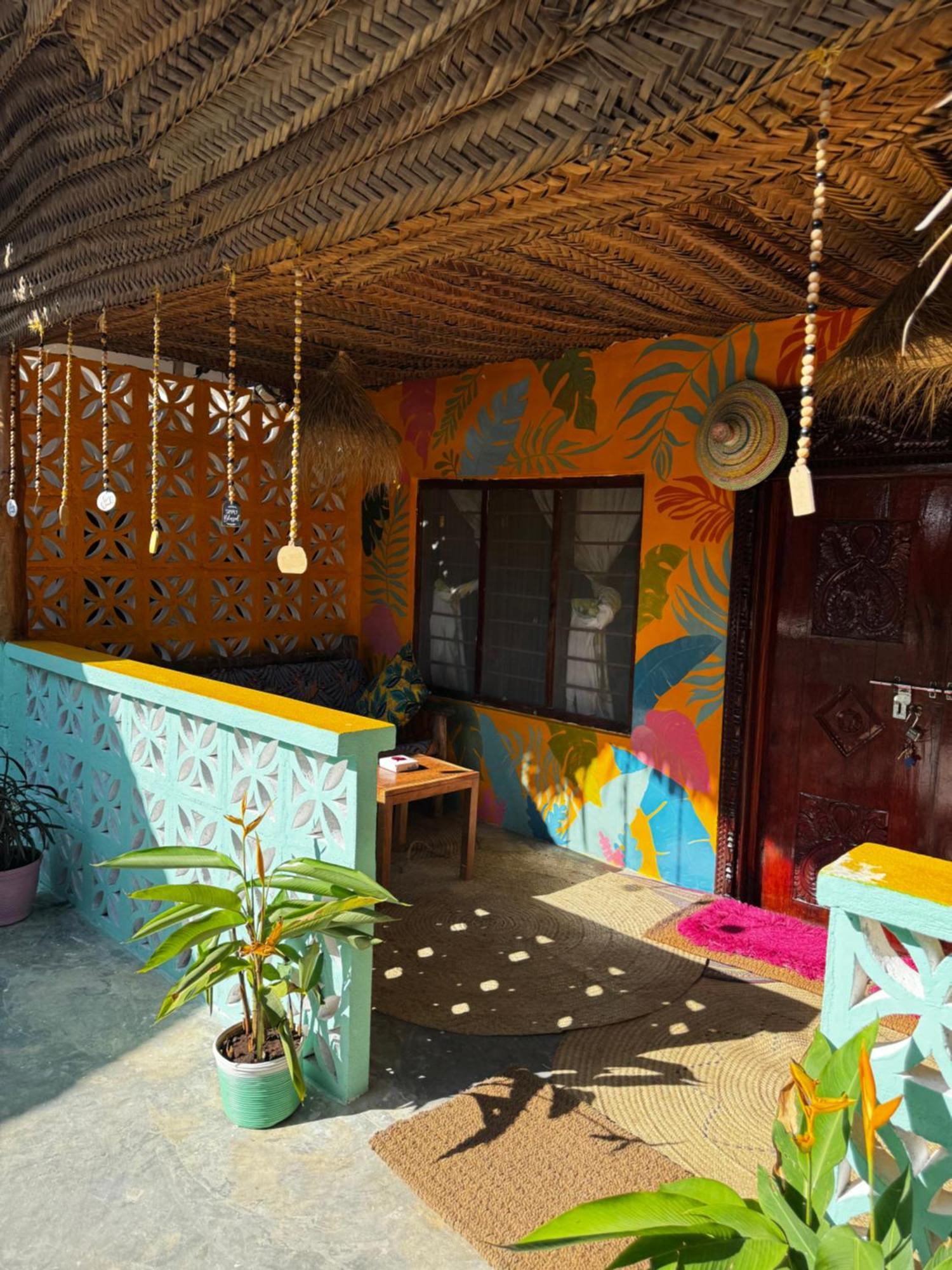 Furaha Beach Rooms Кендва Экстерьер фото